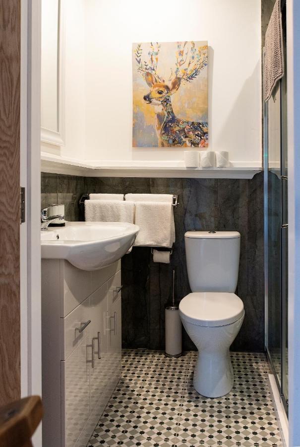 Kylemore House Boutique Apartments - Connemara Suite Εξωτερικό φωτογραφία