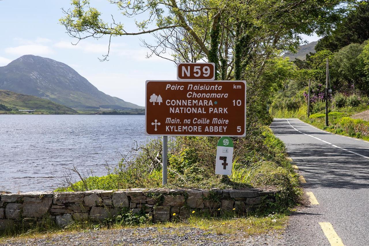 Kylemore House Boutique Apartments - Connemara Suite Εξωτερικό φωτογραφία